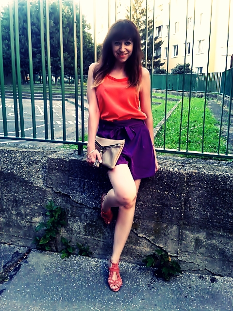 semišové oranžové sandále_svetový rekord_Katharine-fashion is beautiful_Oranžový top_Fialové šortky