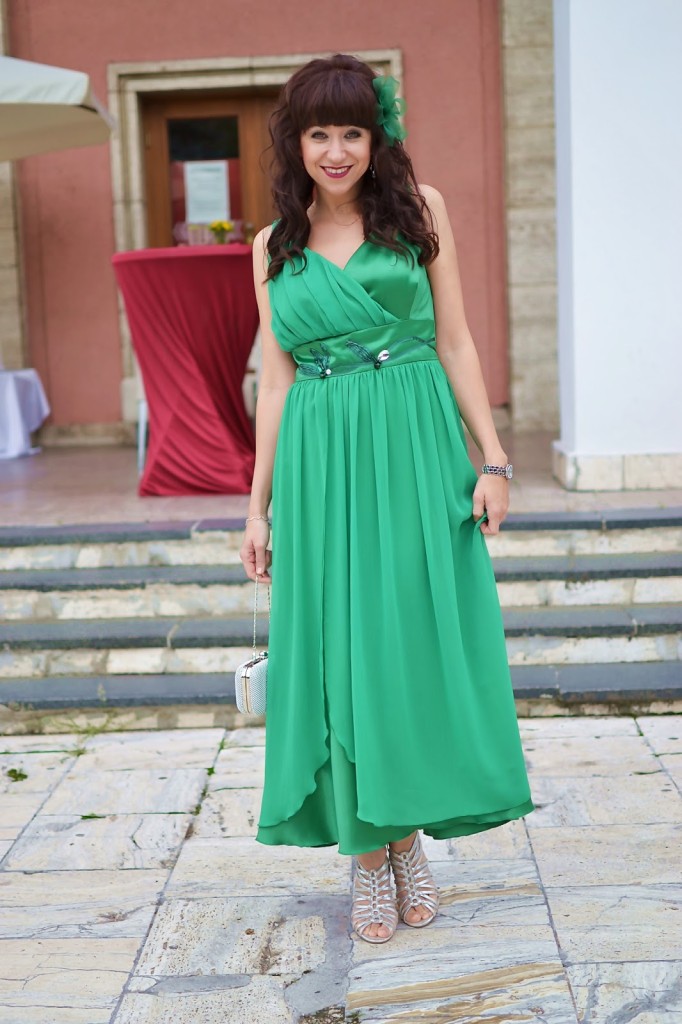 As a wedding guest_Katharine-fashion is beautiful_Spoločenské šaty_Zelený fascinátor_Katarína Jakubčová_Fashion blogger