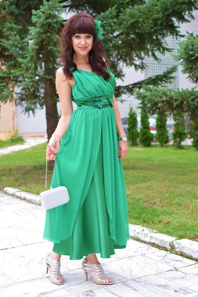 As a wedding guest_Katharine-fashion is beautiful_Spoločenské šaty_Zelený fascinátor_Katarína Jakubčová_Fashion blogger