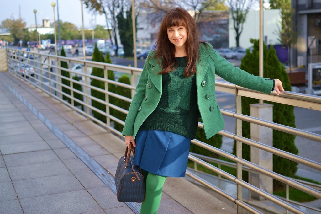 Debut_Katharine-fashion is beautiful_Zelené pančuchy_Zelený kabát_Katarína Jakubčová_Fashion blogger
